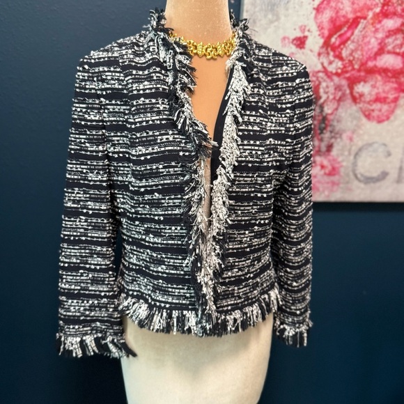 Carlisle Chic Black and White Tweed Silk Lined Jacket Size 8 - Picture 2 of 12